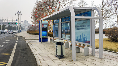 公交站臺