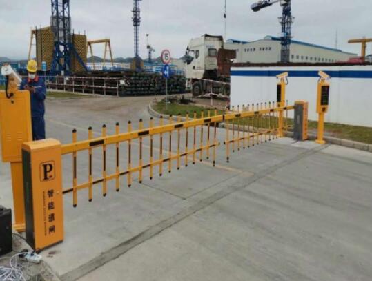 榆林道閘廠家公司大家如何安裝固定道閘？