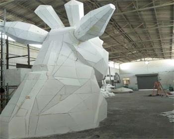 简述不锈钢雕塑的制作方法