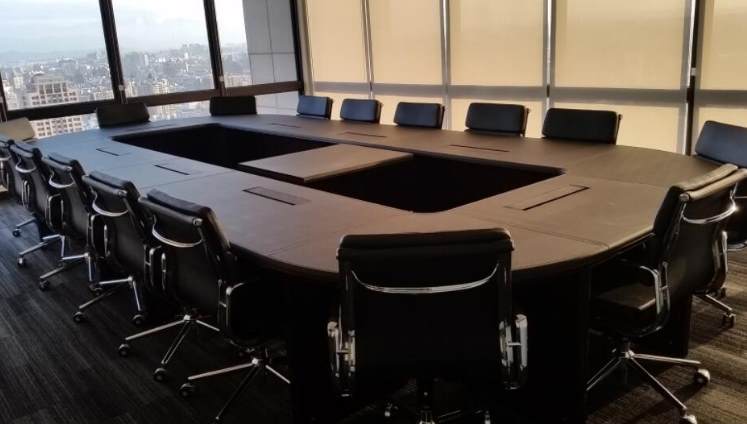 西安会议室的会议桌如何采购，**布局和需求有什么需要注意的?