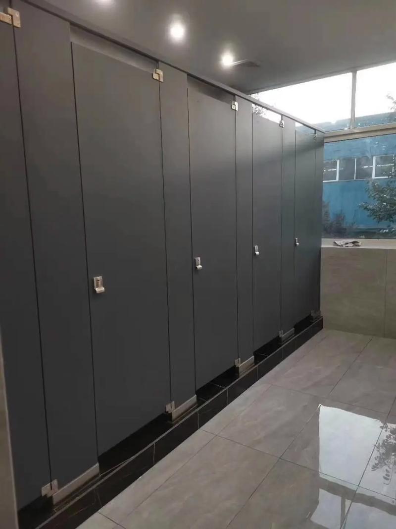 金属卫生间隔断定制