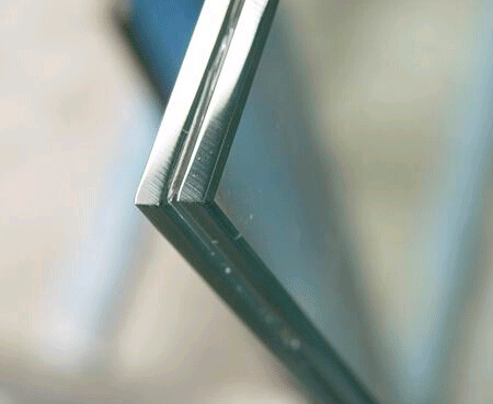  如何防止夹层玻璃生锈呢？