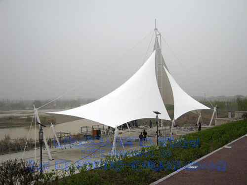 西安市灞桥滨河生态公园观景平台膜结构工程（亲水台）