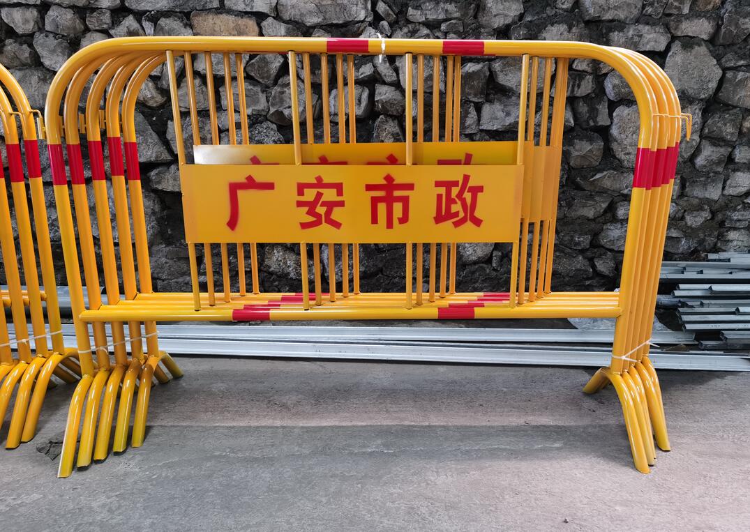 四川不锈钢铁马护栏在使用过程中应当注意哪些事项？