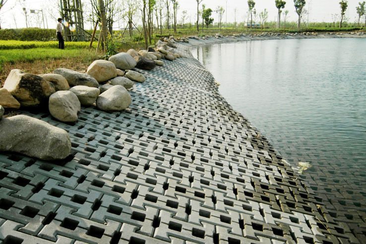 河道护坡砖工程案例