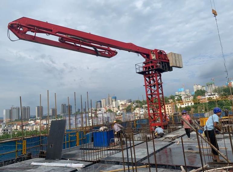 布料机作为新型的混凝士建筑机械在高层建筑中作用很大