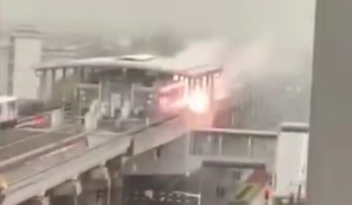 和四川pe管厂家一起了解**新鲜事 —— 上海地铁站遭雷击