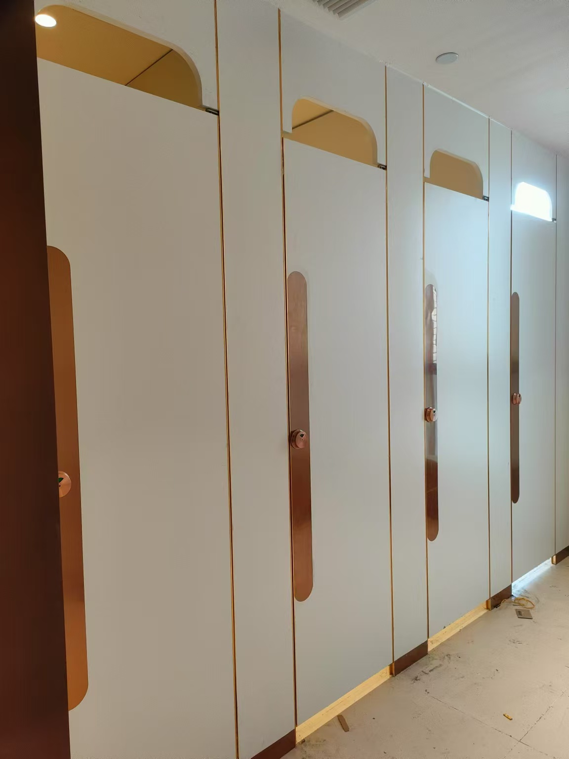 德阳酒店卫生间隔断厂家