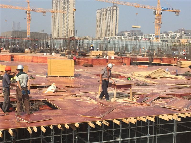 宜昌木方帶你了解一下建筑模板的操作工藝