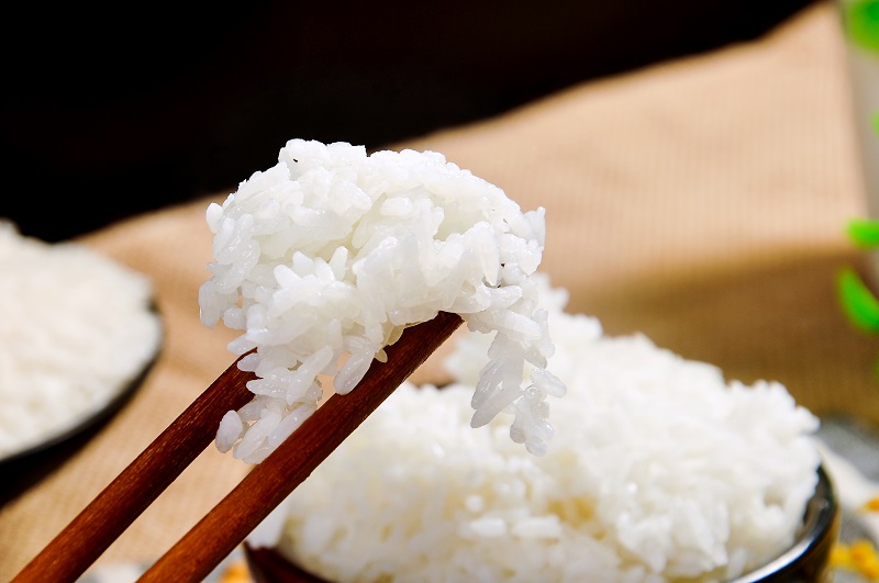 湖北大米厂家告诉你，想要米饭煮Ψ的香，这四种方法您可以尝试！