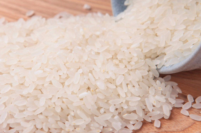 在生活中如何判断『大米是否发霉？还可以食用吗？