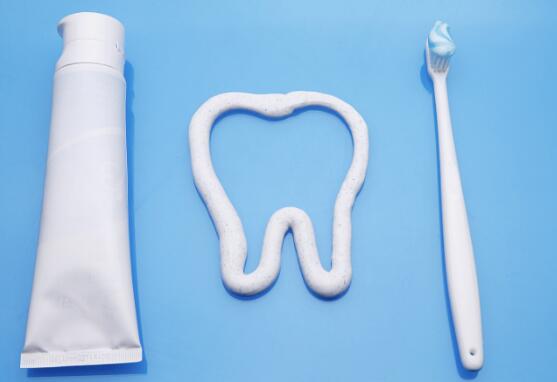牙膏会产生“耐药性”？要经常换吗？