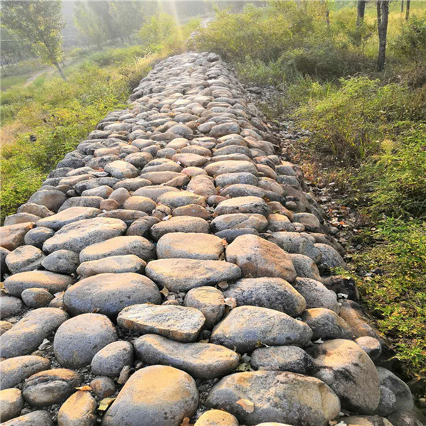 郑州自然鹅暖石价格 护坡护堤园林景观的良好材料