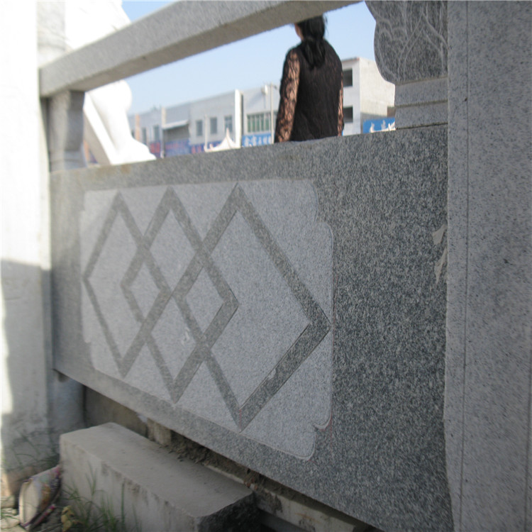 南召花岗岩栏板护栏厂家 装饰环境  铸造出生活的魅力