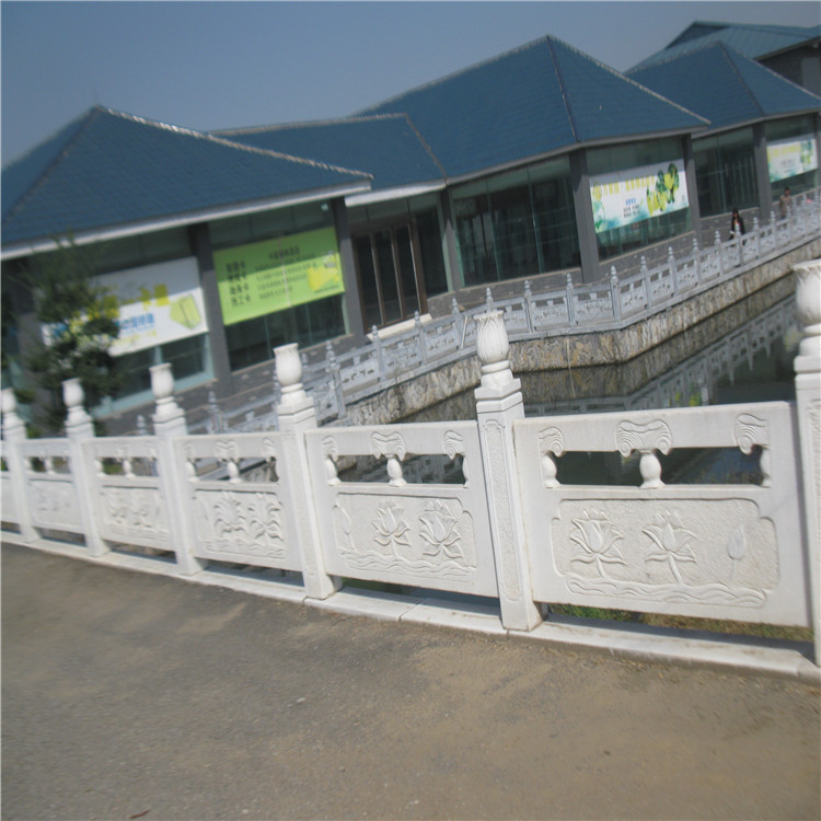 南阳汉白玉栏板白色大桥栏板厂家供应   为新农村建设增添生活色彩