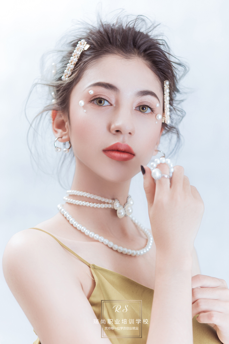 兰州化妆培训