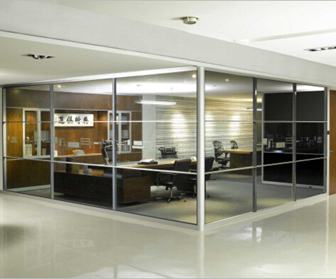四川办公室玻璃隔断，如何进行合理的空间划分？