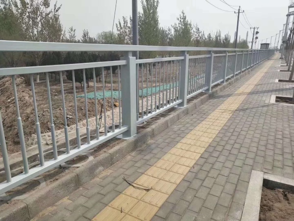 四川锌钢护栏