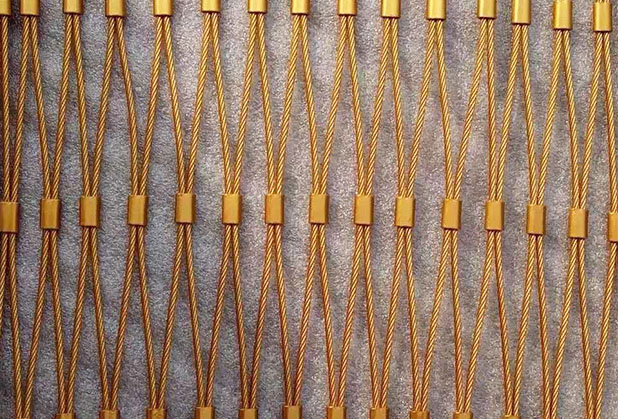 鸿鑫昌盛为大家分享四川金属装饰网中装饰线的类型你知道有几种吗？
