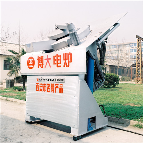 給廣柴油機廠提供北京中頻感應熔煉爐