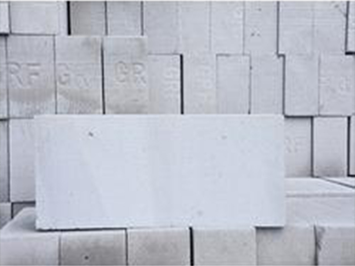 蒸压粉煤灰砖生产过程中砖体出现各种裂纹现象的发生原因及有哪些其防治办法？