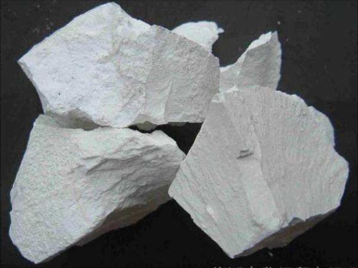 內蒙古碳酸鈣到底有哪些非同凡響的優勢可以有如此廣泛的應用呢？