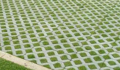 铺装襄阳植草砖的时候，要做哪些维护保养呢？