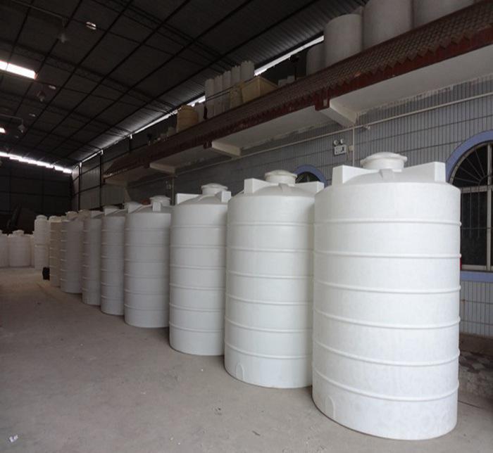 武汉塑料水箱相较于其他类型的水箱优势体现在哪里