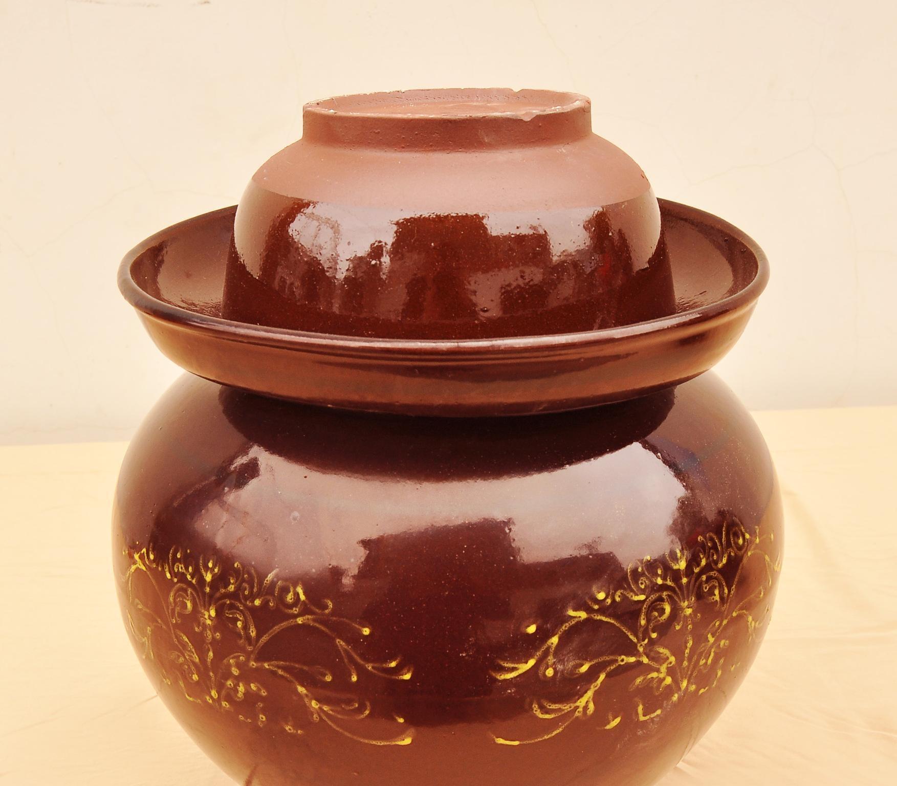 关于四川泡菜坛，仁新陶瓷给你技巧总结！