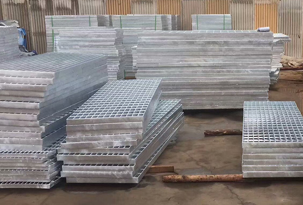 正全钢格板厂家带大家具体了解成都钢格板的尺寸标准！