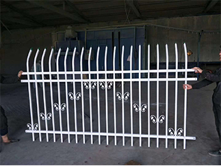 新疆公路锌钢护栏