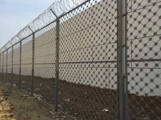 新疆铁艺护栏工地锌钢护栏防攀爬小区围栏
