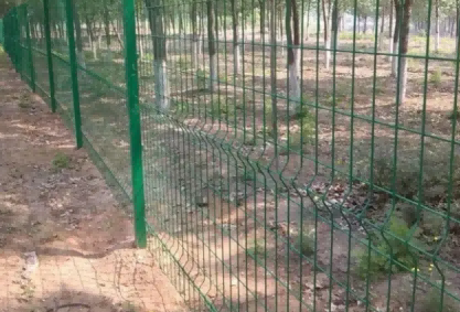 新疆护栏网厂分享护栏网、阻隔栅、围栏怎么防腐
