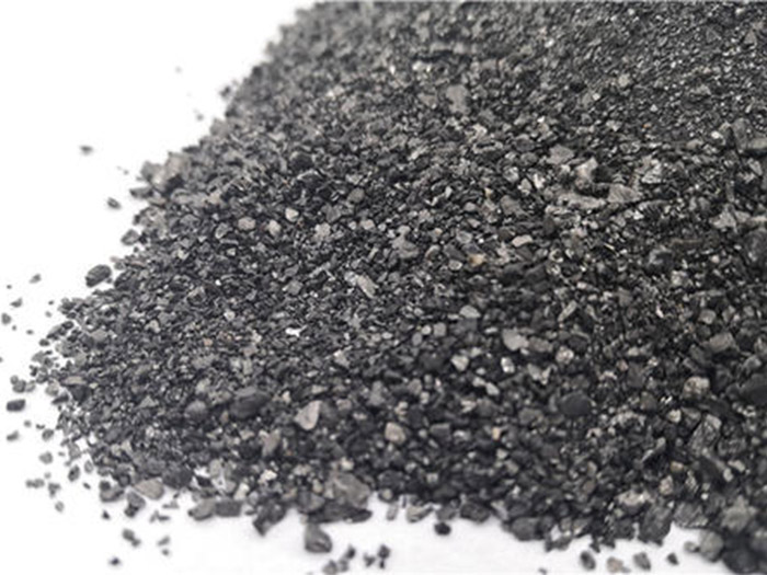 喷吹碳粉是国内工业生产中常见的一种冶金工业耐火材料企业产品，来和嘉鸿碳素一起来了解它的相关介绍！