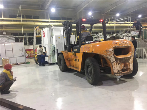 精益求精：西安設(shè)備搬運安裝行業(yè)的..趨勢