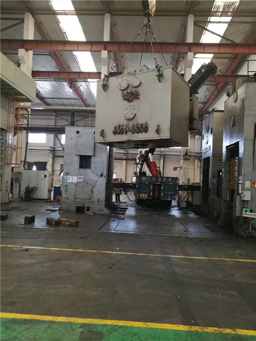 西安設備吊裝安全規范與操作流程解析