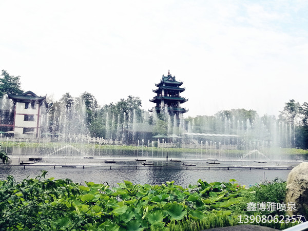 成都湖面音乐喷泉