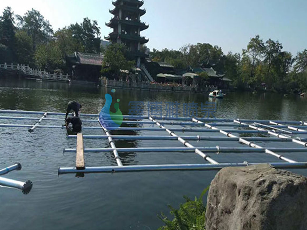 新都桂湖大型湖面音乐喷泉