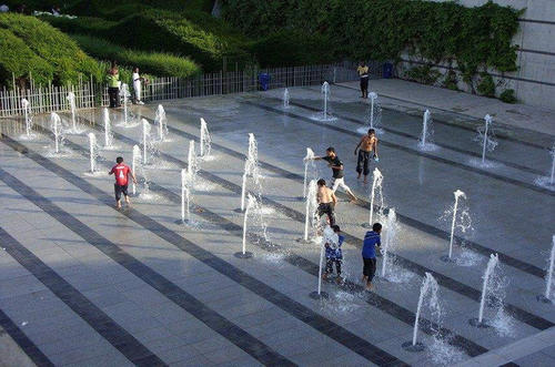 講解下四川互動噴泉的技能布景介紹