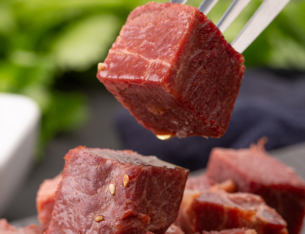 如何辨别真假熟牛肉？牛肉有怎样的食用价值？