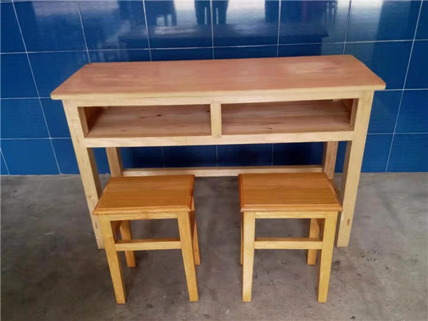学生课桌椅需要具备哪些要素呢？西安实木课桌椅厂家告诉您