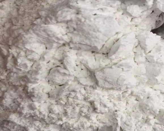 石英石生产中添加钙粉对人体有什么危害？