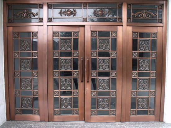 你知道仿銅門和銅門有什么區別嗎？