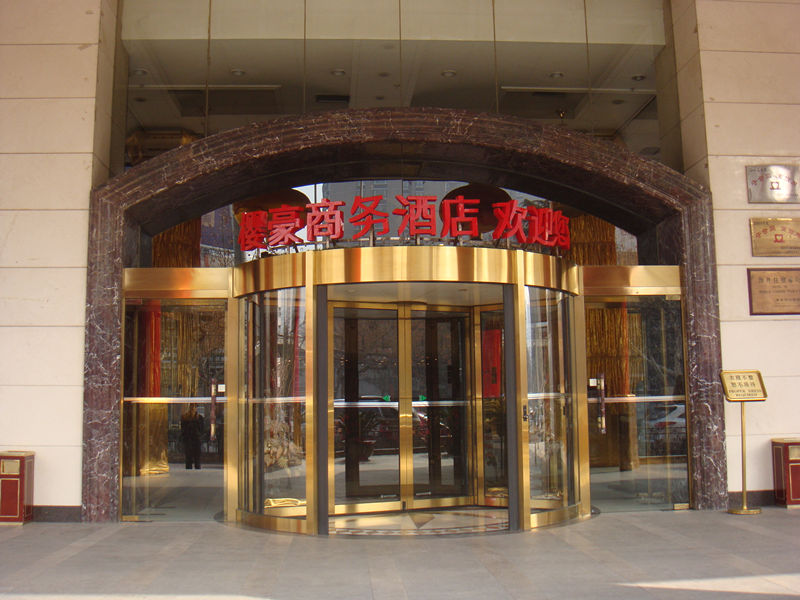 西安旋转门