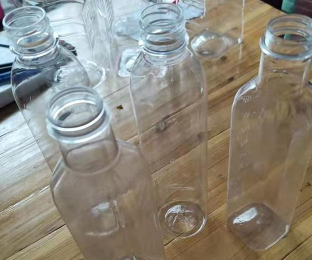 耐高温塑料瓶可以耐121度吗?