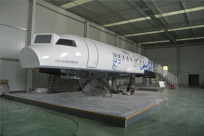 南京CRJ-900动态撤离训练舱