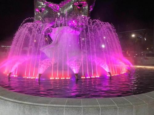 成都激光水幕电影设计描述纪念场所喷泉的语境