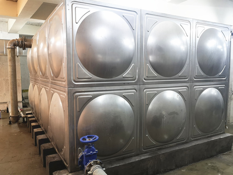 浅谈四川不锈钢保温水箱的安装方法