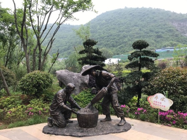 四川乡村文化雕塑施工成功案例