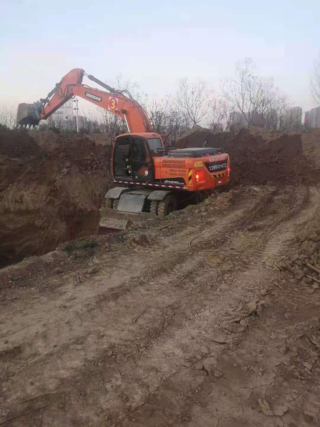 陕西挖掘机施工